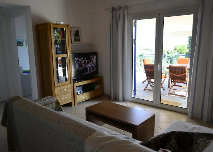 Pilias Villa *